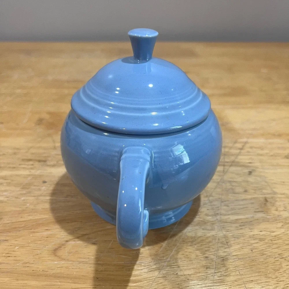 Vtg Fiesta Periwinkle Blue‎ Small Teapot Lid 2 Cup HLC USA Ceramic Pottery